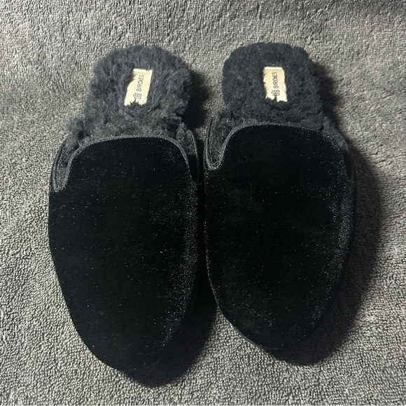Birdies Black Phoebe Faux Fur Velvet Mules Slip On Flats Women’s Size 7.5 - Picture 2 of 8
